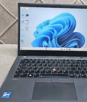 New Laptop Lenovo ThinkPad T14s Gen 1 16GB Intel Core i7 SSD 512GB