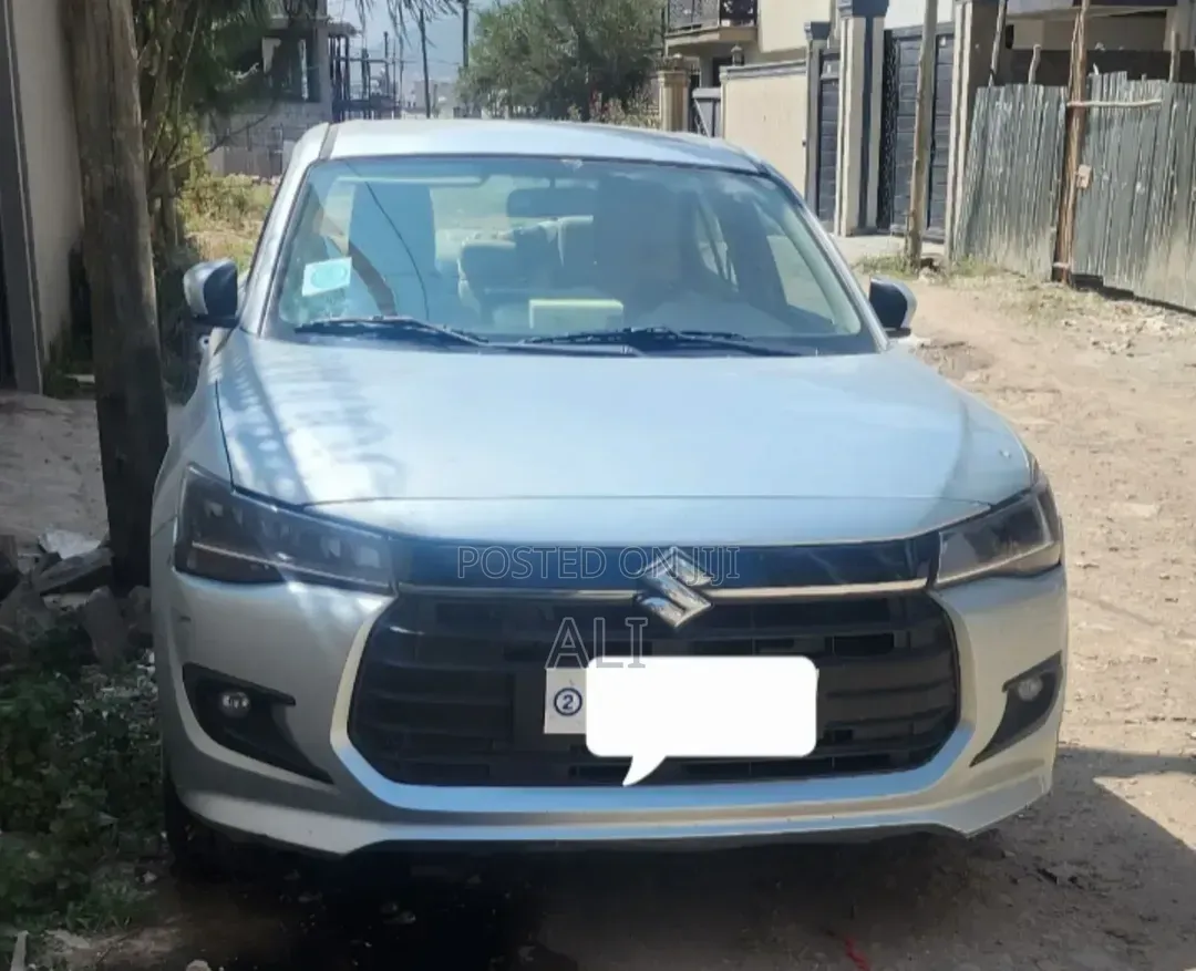 Suzuki Dzire 2025 Silver