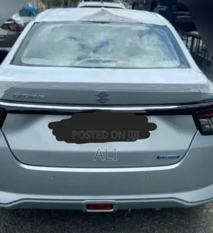 Suzuki Dzire 2025 Silver