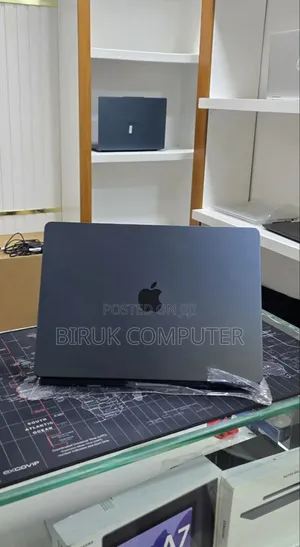 New Laptop Apple MacBook Air 2026 M5 16GB Apple M5 SSD 512GB
