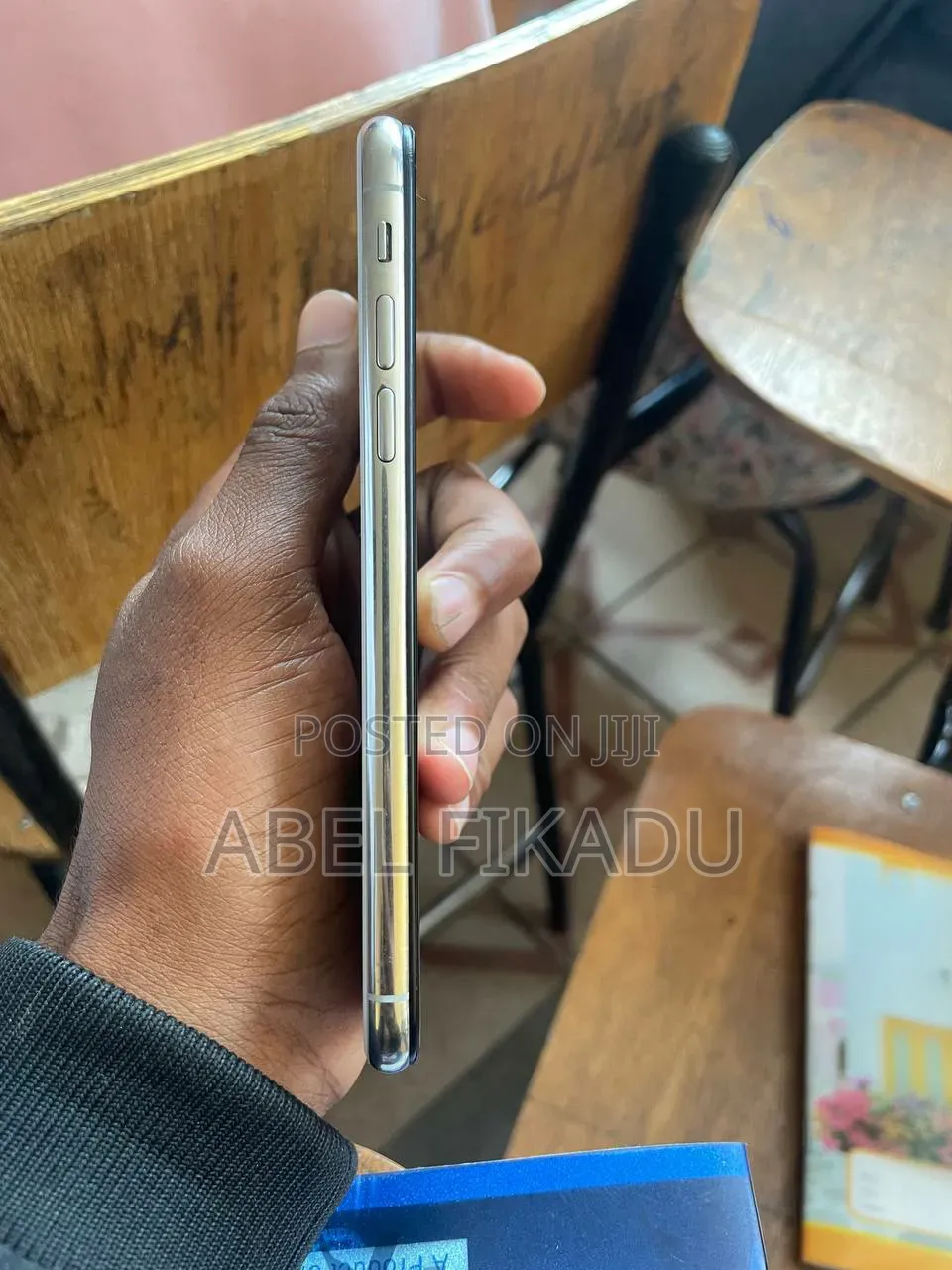 Apple iPhone X 256 GB White