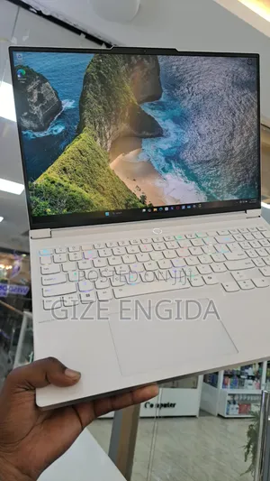 New Laptop Lenovo Legion 7 16GB Intel Core i7 SSD 1T