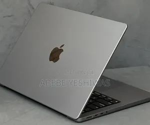 New Laptop Apple MacBook Pro 2021 M1 16GB Apple M1 Pro SSD 512GB