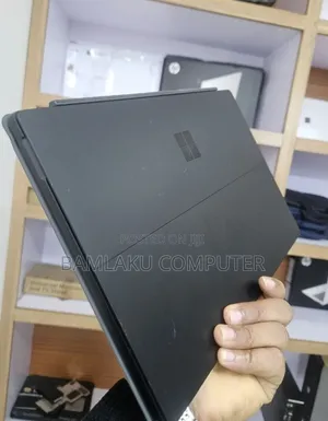 New Laptop Microsoft Surface Pro 6 16GB Intel Core i7 SSD 512GB