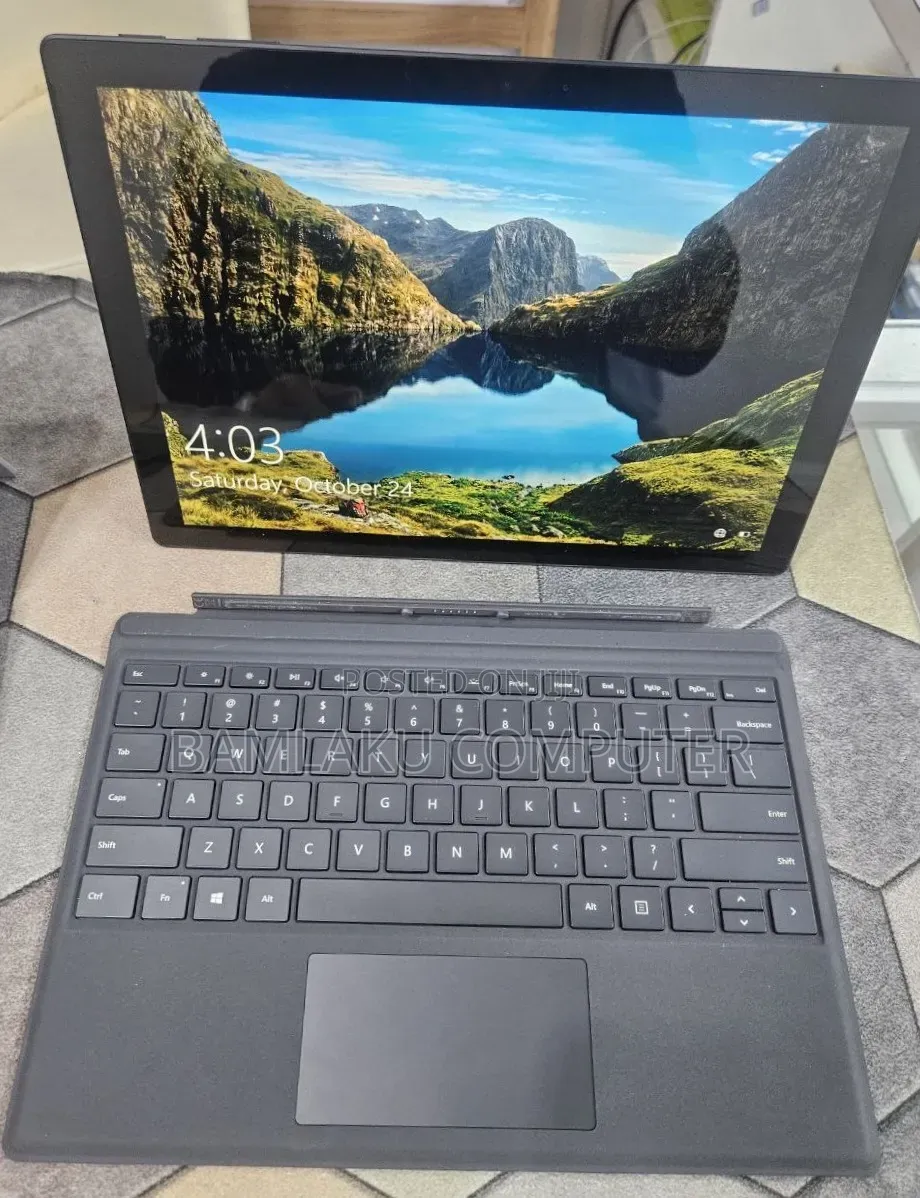 New Laptop Microsoft Surface Pro 6 16GB Intel Core i7 SSD 512GB