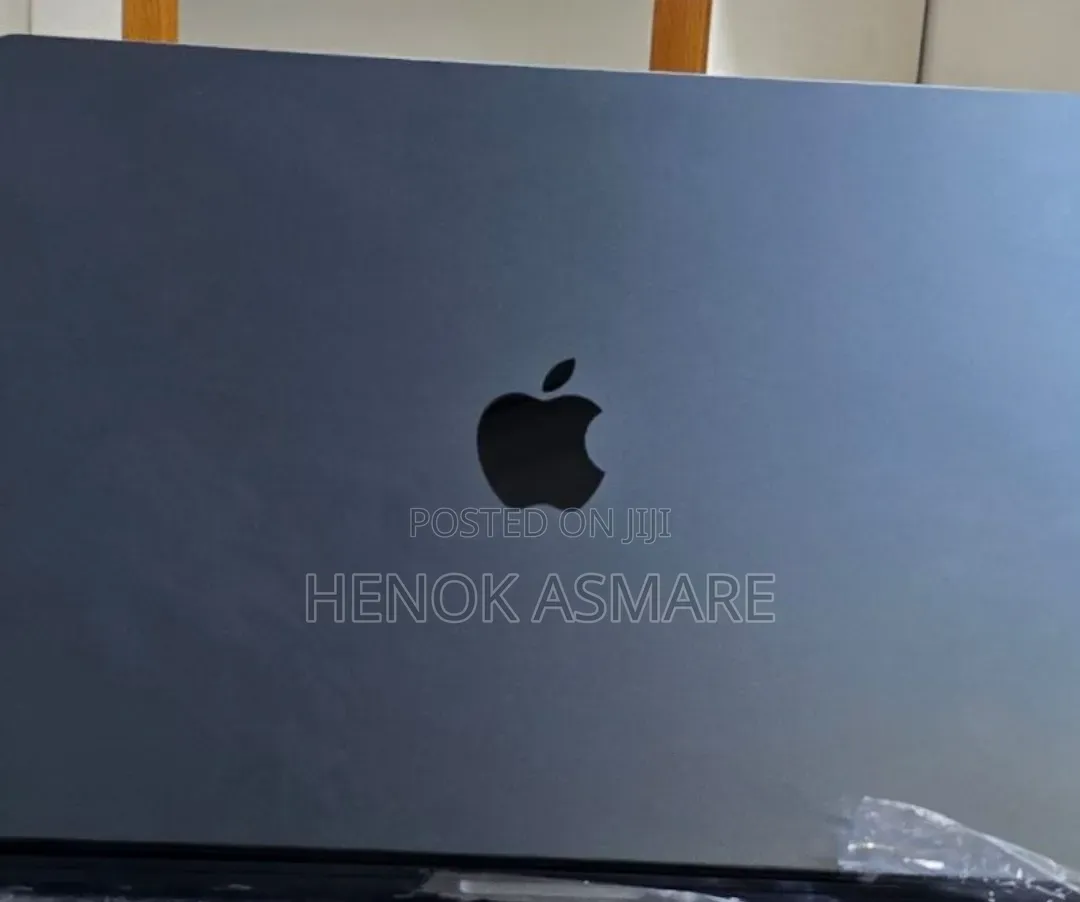 New Laptop Apple MacBook Air 2026 M5 16GB Apple M5 SSD 512GB