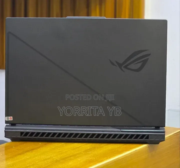 New Laptop Asus ROG Strix G16 16GB Intel Core i7 SSD 1T