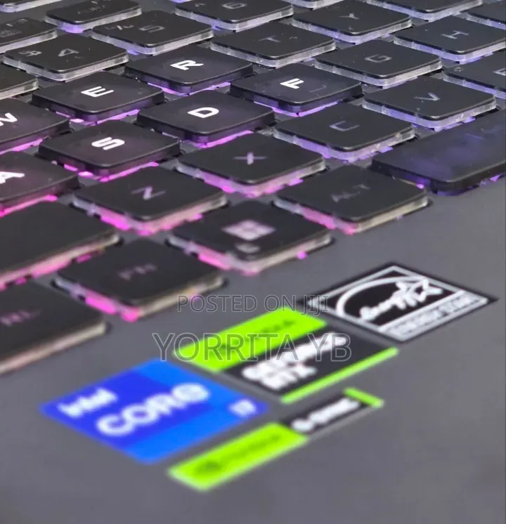New Laptop Asus ROG Strix G16 16GB Intel Core i7 SSD 1T