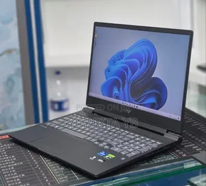 New Laptop Asus ROG Strix G16 16GB Intel Core i7 SSD 1T
