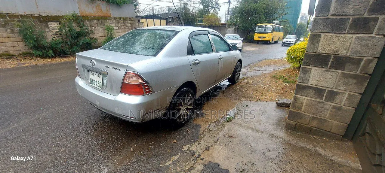 Toyota Corolla Sedan 2005 Silver