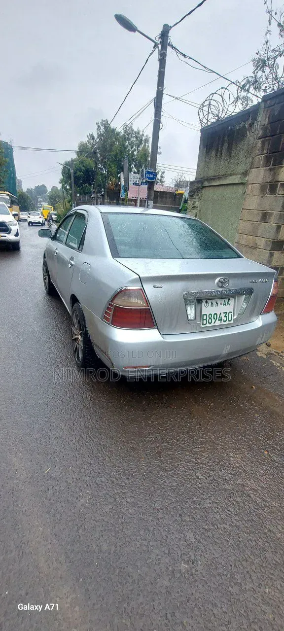Toyota Corolla Sedan 2005 Silver
