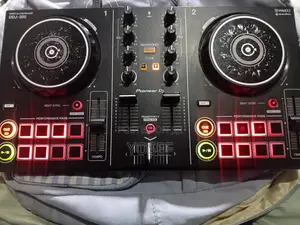 Pioneer Ddj200
