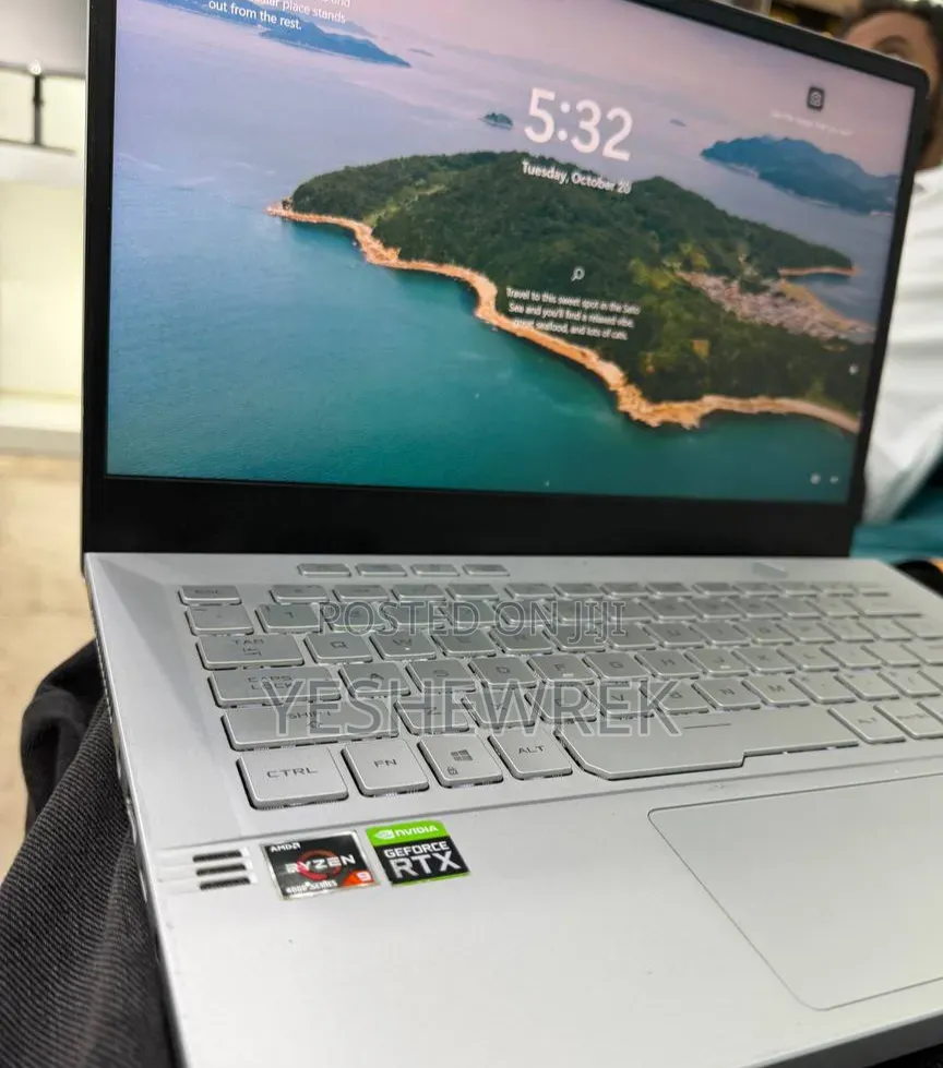 New Laptop Asus ROG Zephyrus G15 16GB AMD Ryzen 9 SSD 512GB
