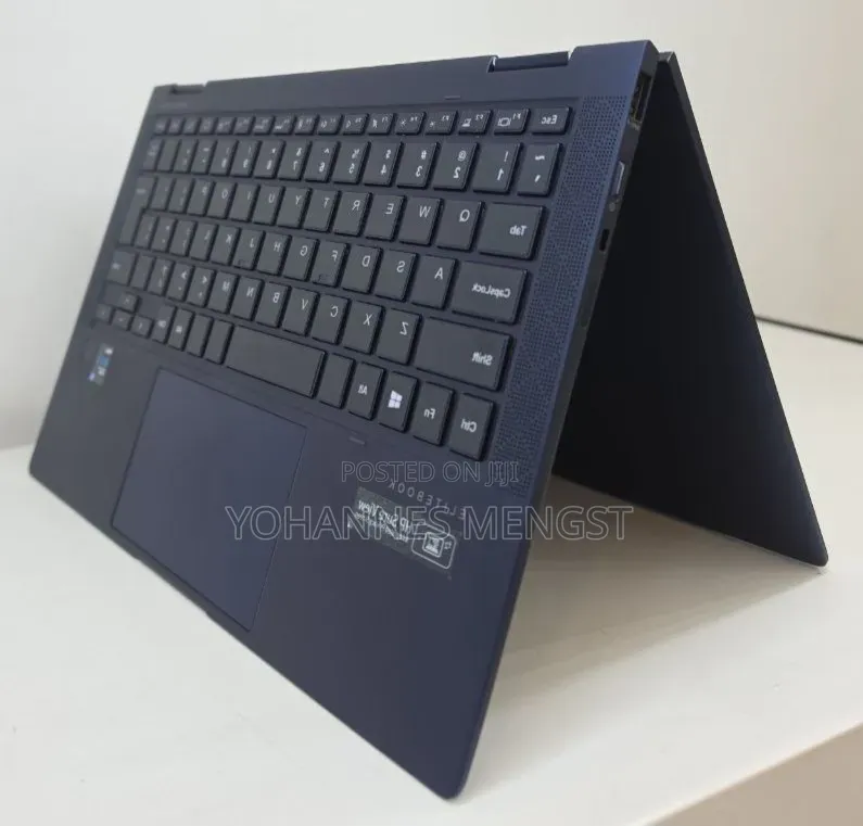 New Laptop HP Dragonfly G2 16GB Intel Core i7 SSD 512GB