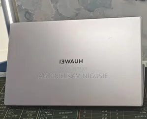 New Laptop Huawei MateBook X Pro 8GB Intel Core i3 SSD 512GB