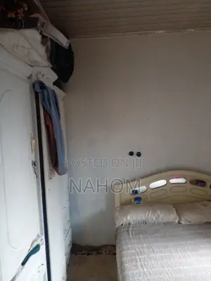 3 Bedroom Two Bathroom/ Kolfe Keranio