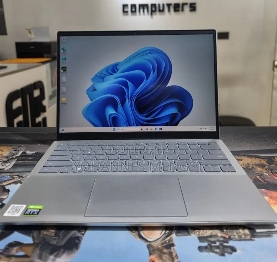 New Laptop Dell Inspiron 15 16GB Intel Core i7 SSD 512GB