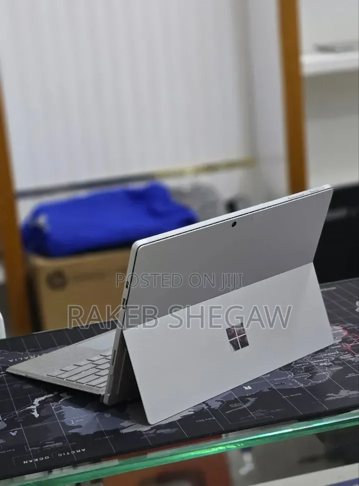 New Laptop Microsoft Surface Pro 7 16GB Intel Core i5 SSD 256GB