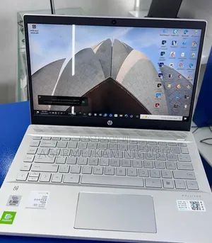 New Laptop HP Pavilion 15 8GB Intel Core i5 SSD 512GB