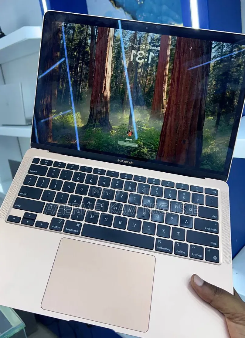 New Laptop Apple MacBook Pro 2021 M1 8GB AMD Ryzen 7 SSD 1T