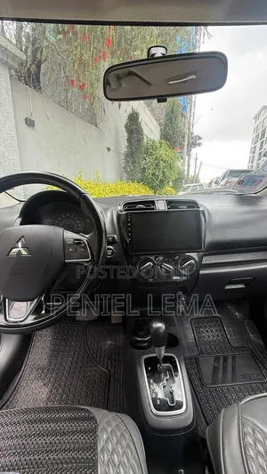 Mitsubishi Attrage 2022 Gray