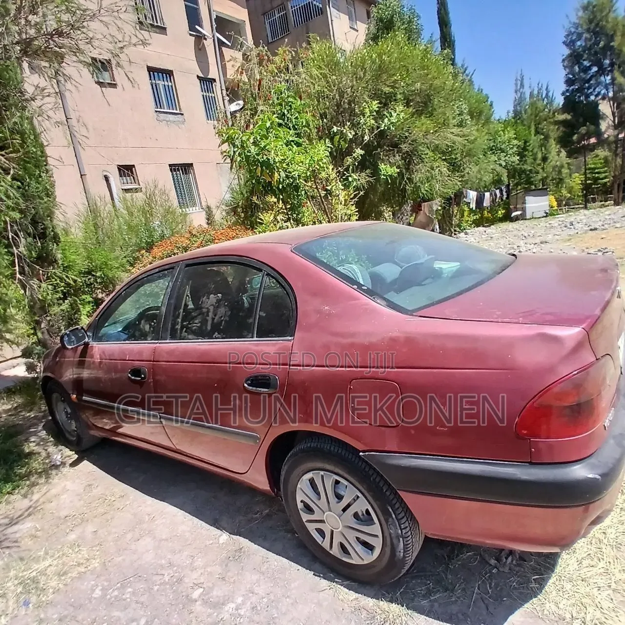 Toyota Avensis 2000 Burgundy