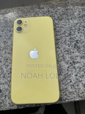 Apple iPhone 11 64 GB Yellow