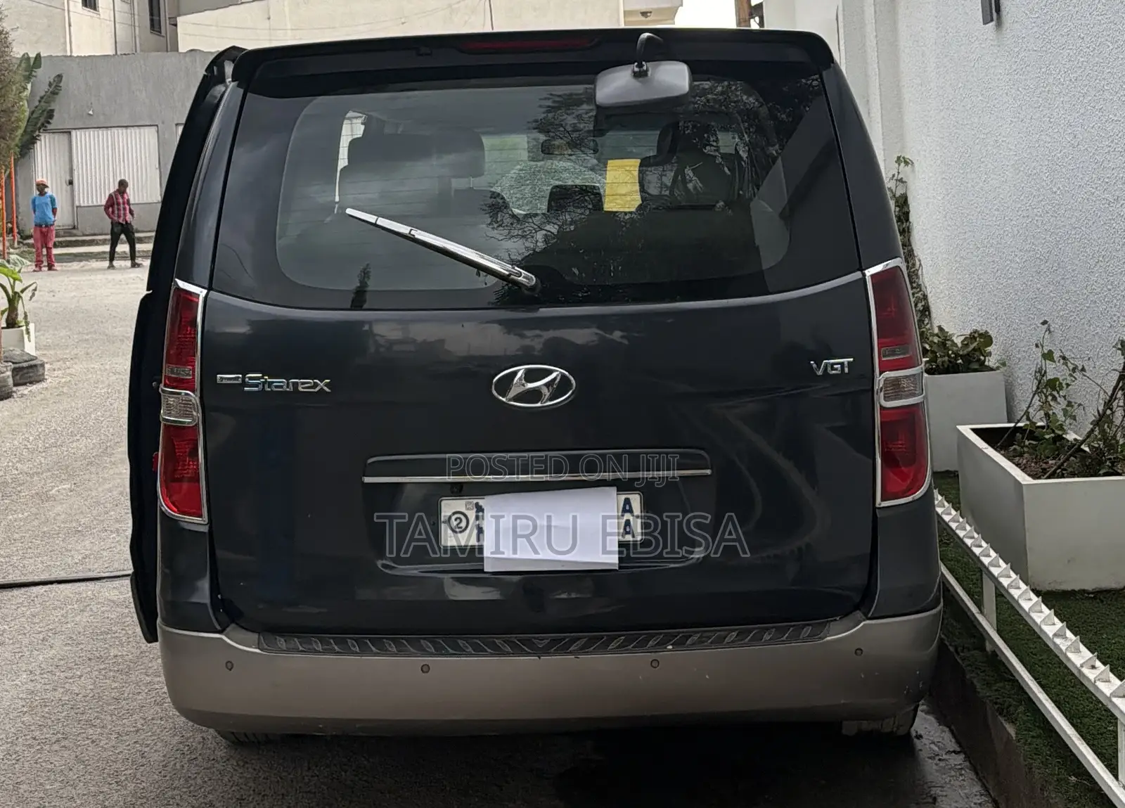Hyundai H200 2015 Blue