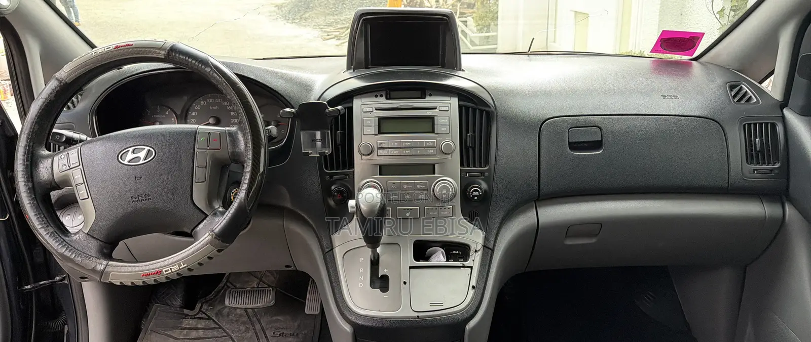 Hyundai H200 2015 Blue