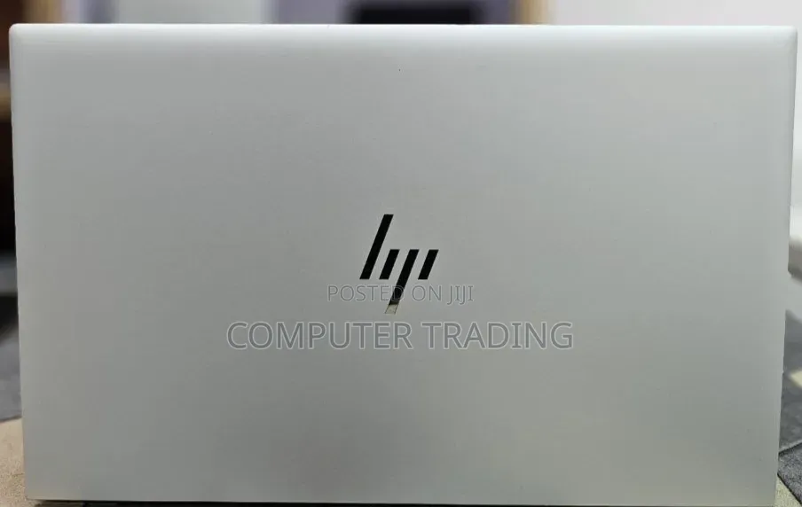 New Laptop HP ZBook Firefly G8 16GB Intel Core i7 SSD 512GB