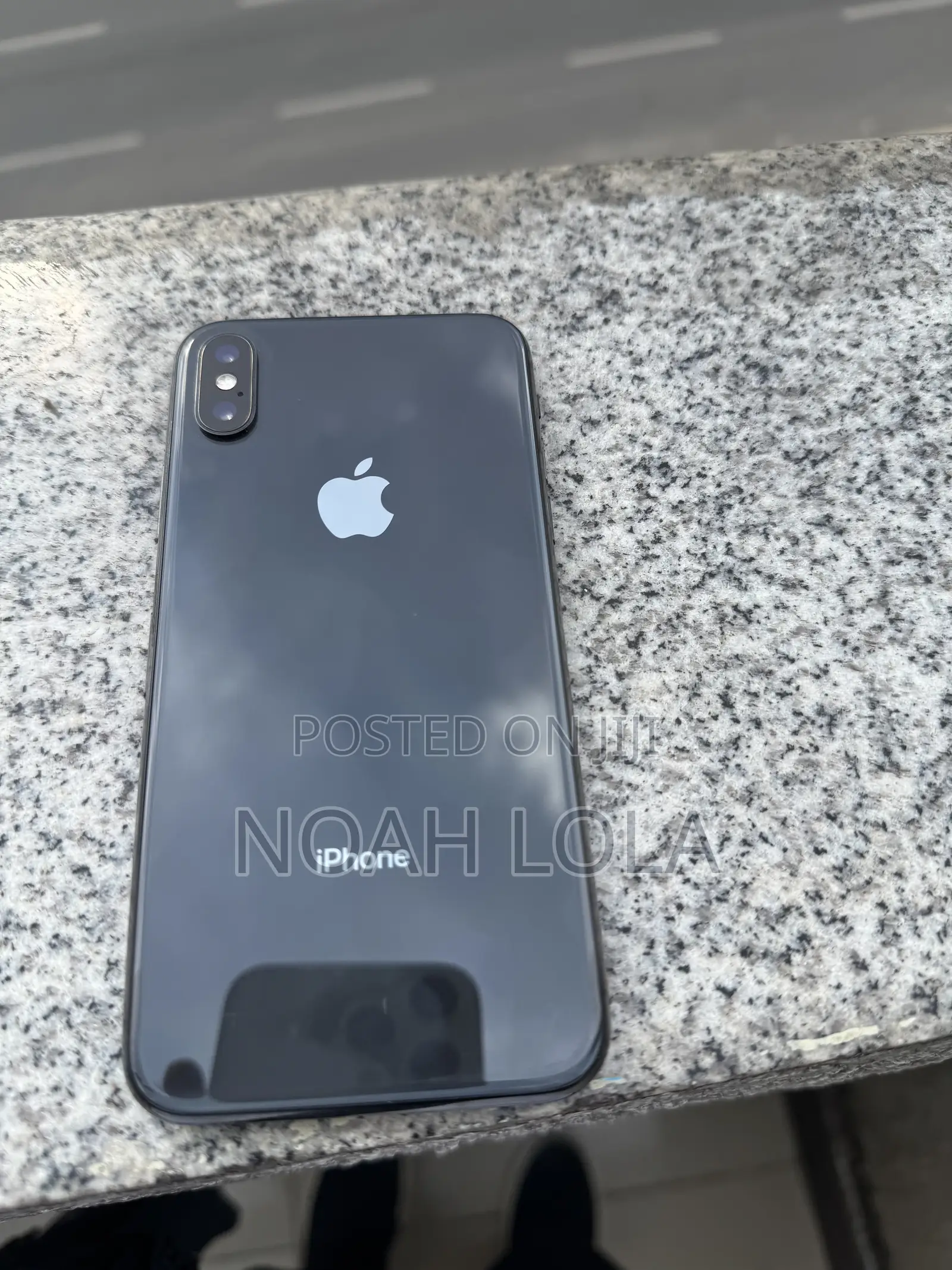 Apple iPhone X 64 GB Black