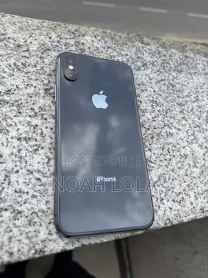 Apple iPhone X 64 GB Black