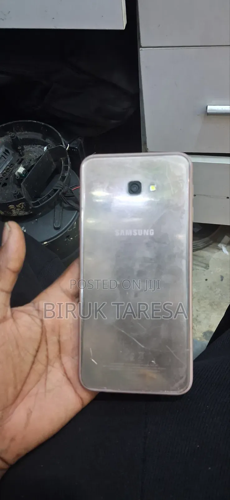 Samsung Galaxy J4 Plus 32 GB Gold
