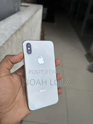 Apple iPhone X 64 GB White