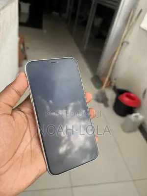 Apple iPhone 11 128 GB White