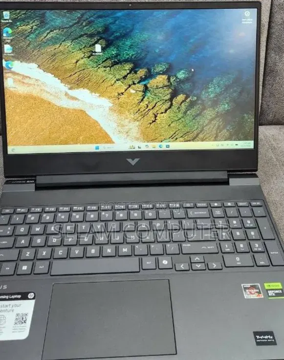 New Laptop HP Victus 15 16GB AMD Ryzen 7 SSD 256GB