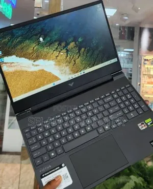 New Laptop HP Victus 15 16GB AMD Ryzen 7 SSD 256GB