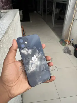 New Apple iPhone 12 64 GB Black