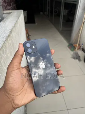 New Apple iPhone 12 64 GB Black