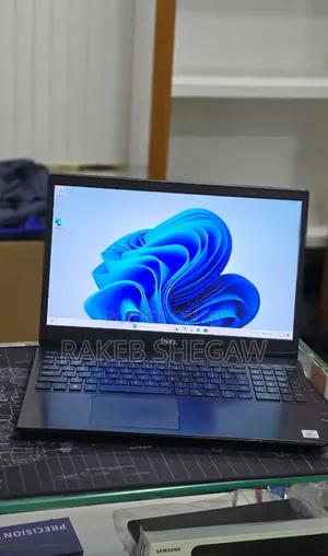 New Laptop Dell G5 16GB Intel Core i7 SSD 512GB