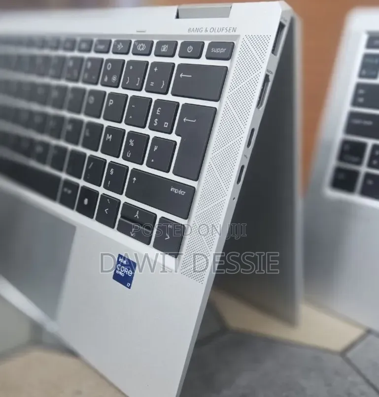 New Laptop HP EliteBook 1040 G8 16GB Intel Core i7 SSD 512GB
