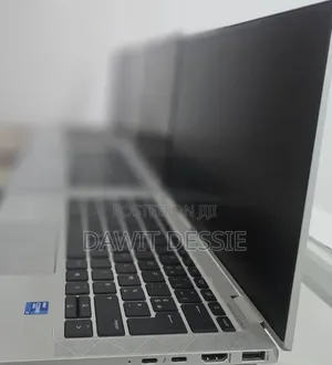 New Laptop HP EliteBook 1040 G8 16GB Intel Core i7 SSD 512GB