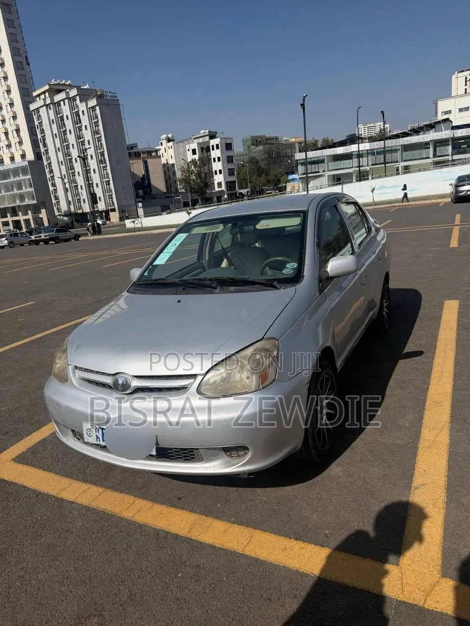 Toyota Platz 2004 Silver