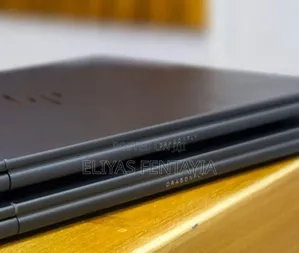 New Laptop HP Dragonfly G3 16GB Intel Core i7 SSD 512GB