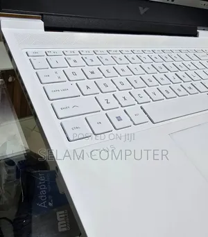 New Laptop HP Victus 15 16GB AMD Ryzen 7 SSD 1T