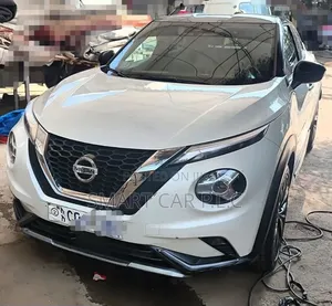Nissan Juke 2021 White