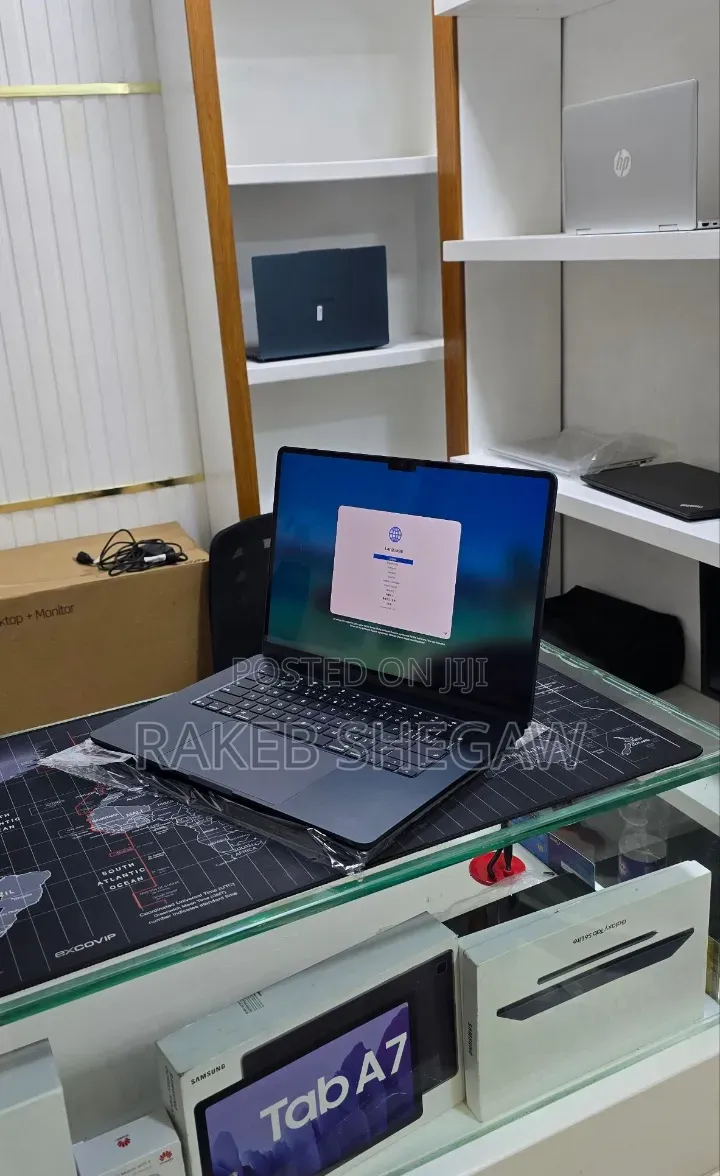 New Laptop Apple MacBook Air 2026 M5 16GB Apple M5 SSD 512GB