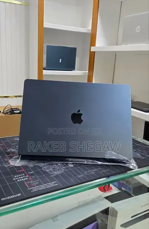 New Laptop Apple MacBook Air 2026 M5 16GB Apple M5 SSD 512GB
