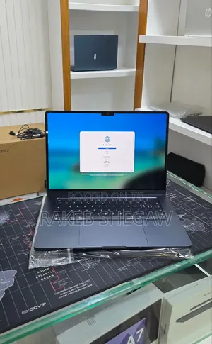 New Laptop Apple MacBook Air 2026 M5 16GB Apple M5 SSD 512GB