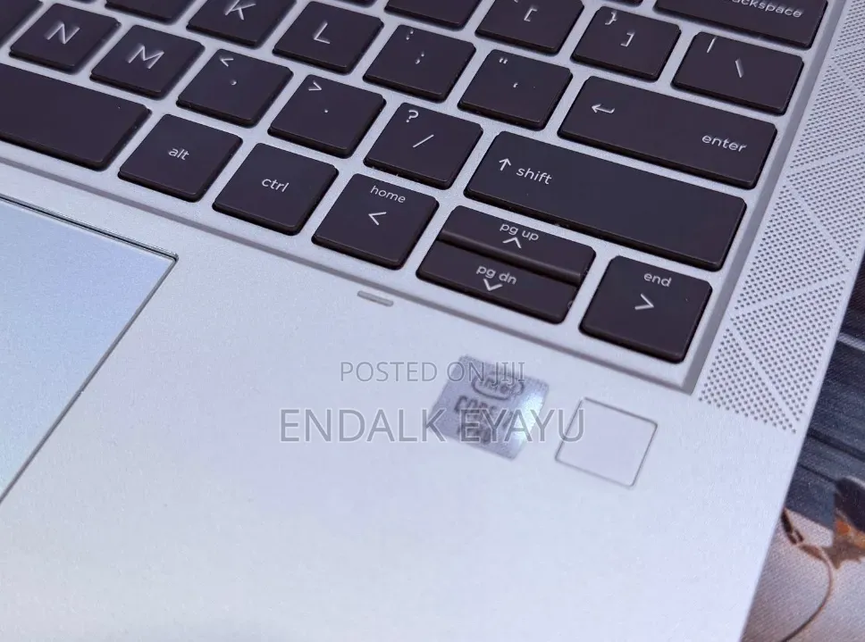 New Laptop HP EliteBook 830 G7 8GB Intel Core i7 SSD 512GB